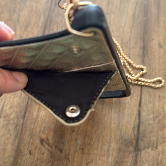 iPhone 12 Pro Max Bandolier Cross body case Gold - Picture 2 of 3